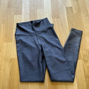 Peloton Sparkle Grey Super High Waisted Leggings - Size Small *New Condition*